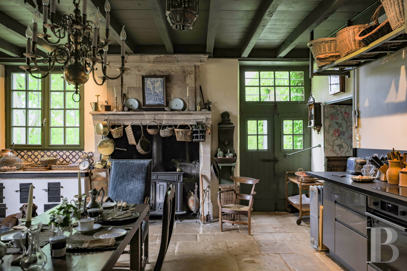 Dans les Deux-Sèvres, à Saint-Jean-de-Thouars, une maison de famille du 19e siècle bordée d’un parc - photo  n°14